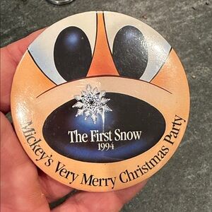 Mickey's Very Merry Christmas Party Pin 1994